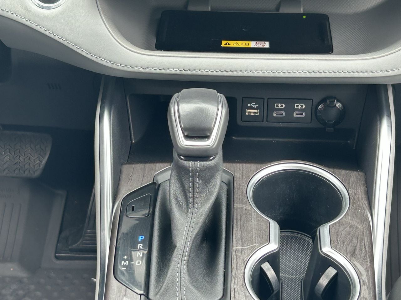 Used 2023 Magnetic Gray Metallic Toyota Platinum image 26