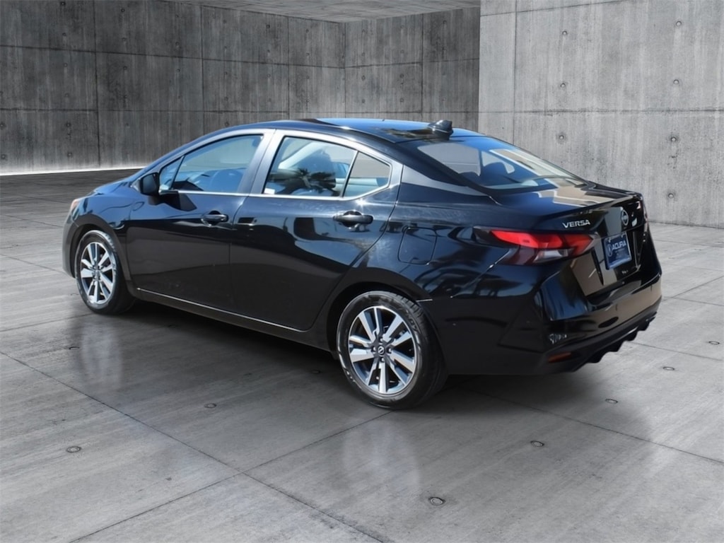 Used 2023 Nissan Versa 1.6 SV Sedan