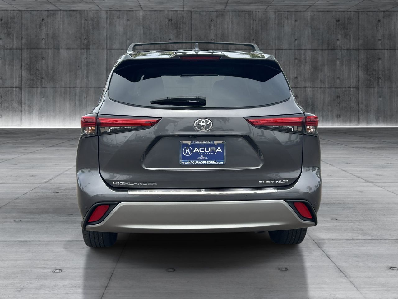 Used 2023 Magnetic Gray Metallic Toyota Platinum image 4