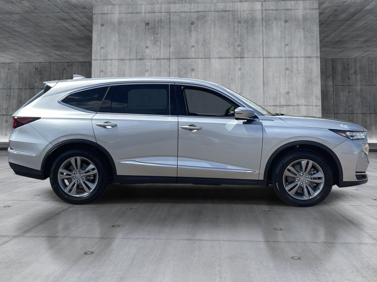 New 2026 Solar Silver Metallic Acura FWD image 7