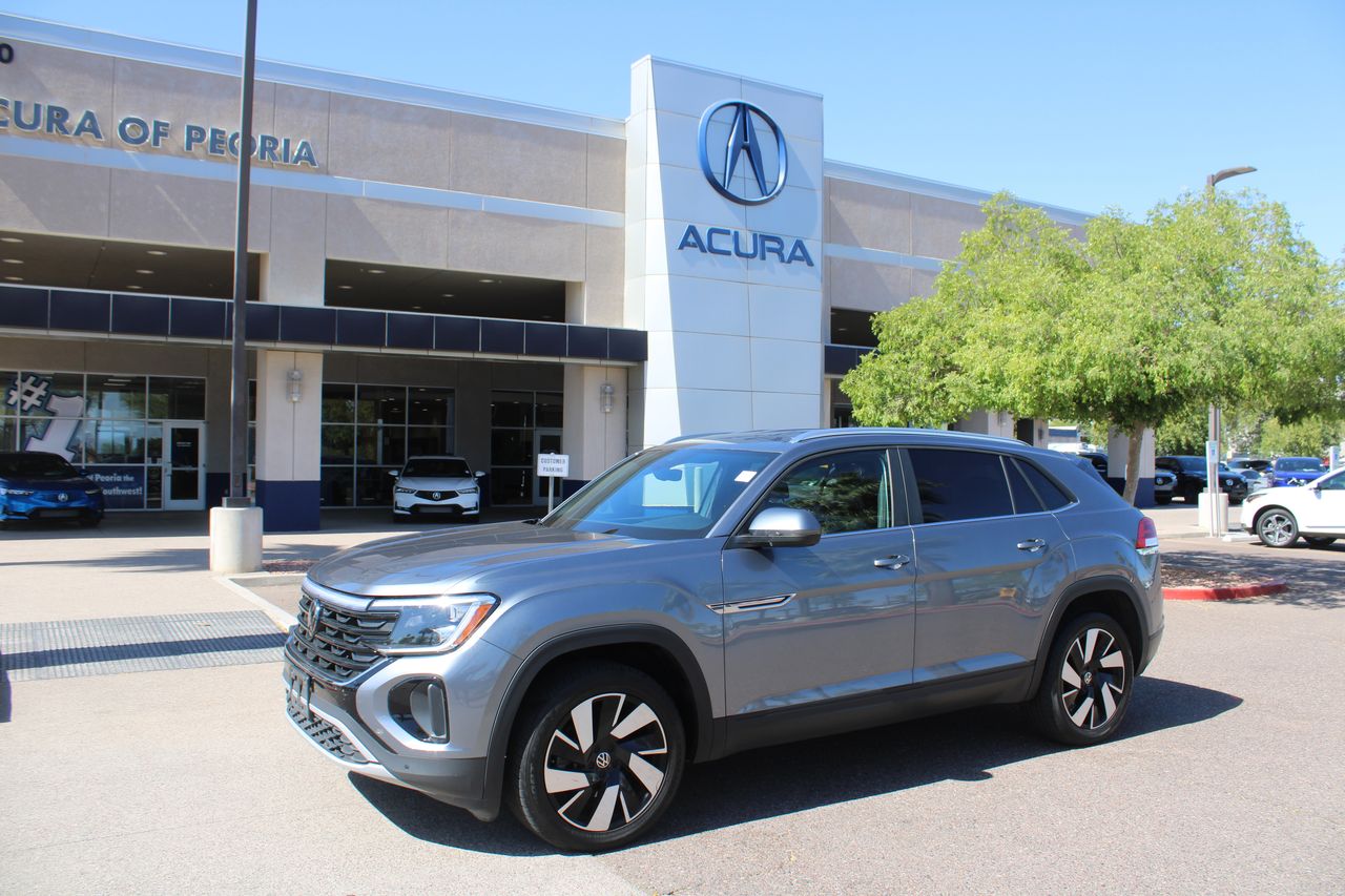 2024 Volkswagen Atlas Cross Sport's photo