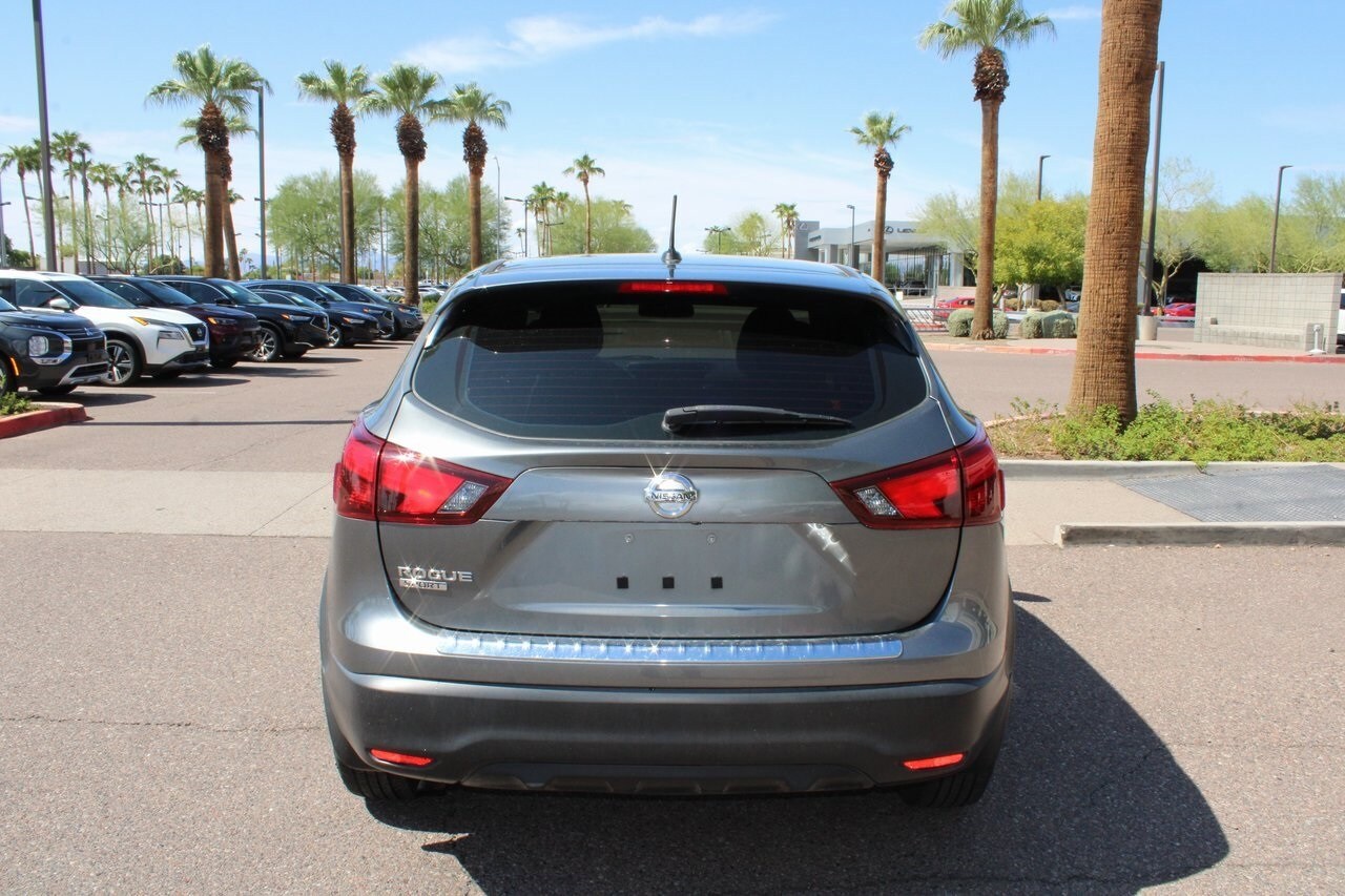 2019 Nissan Rogue Sport S photo 4