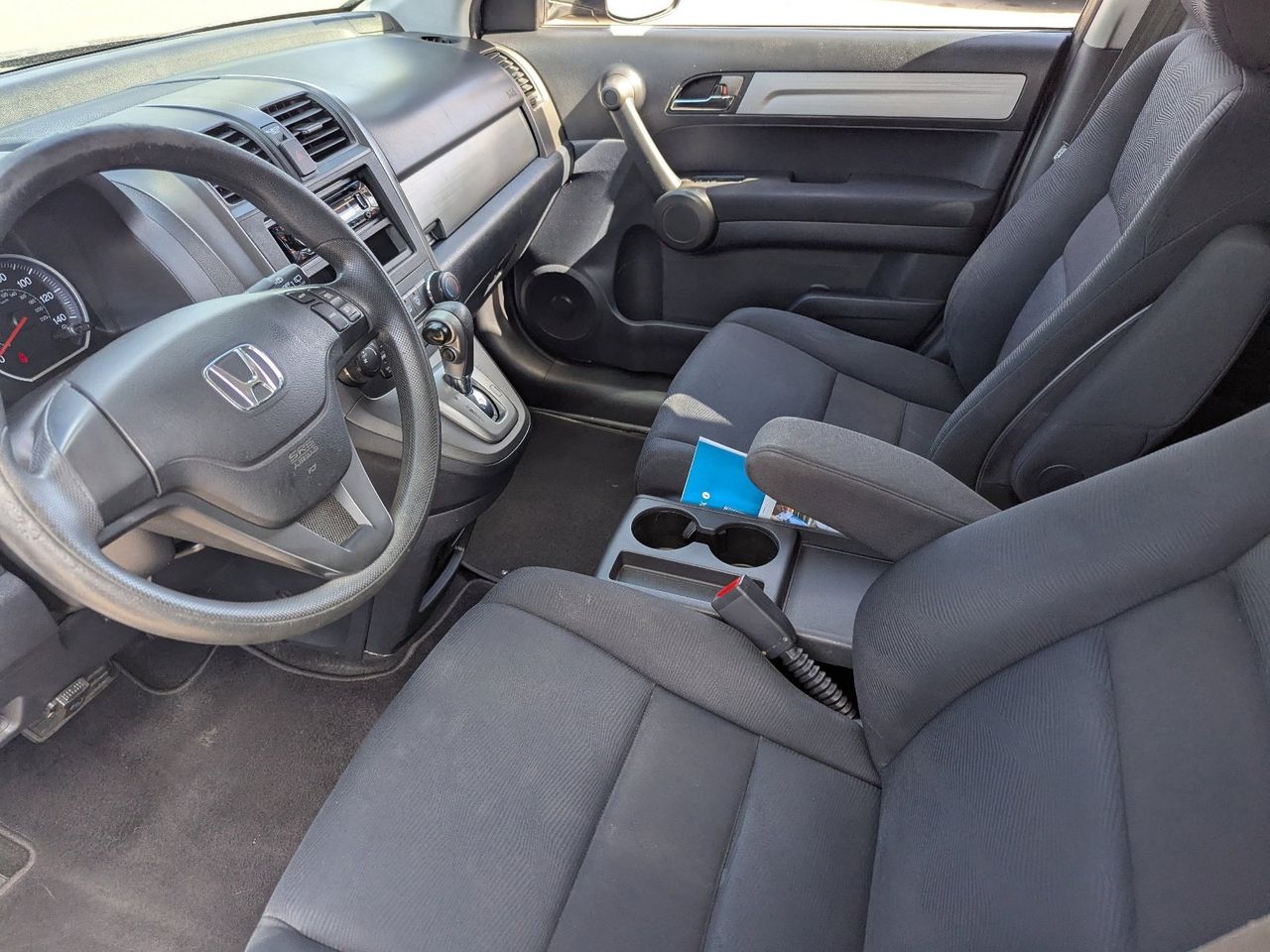 Used 2011 Urban Titanium Metallic Honda LX image 25