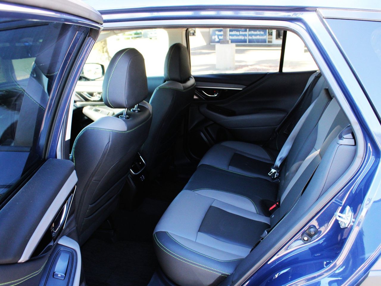 Used 2025 Cosmic Blue Pearl Subaru Onyx Edition image 10