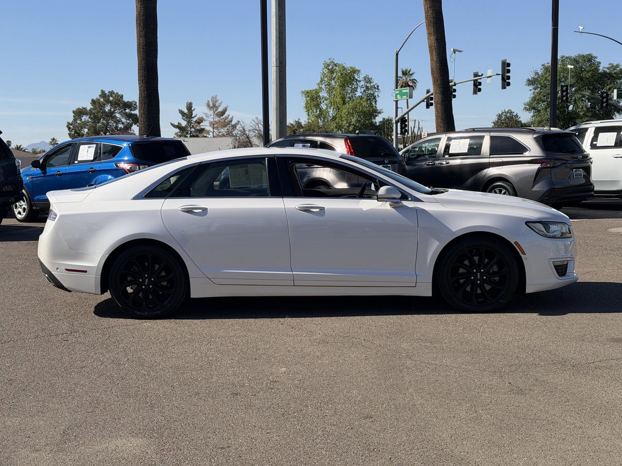 View vehicle photo 6