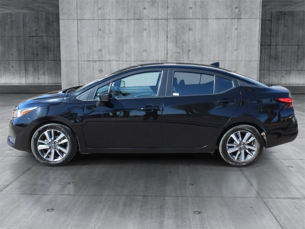 Used 2023 Nissan Versa 1.6 SV Sedan