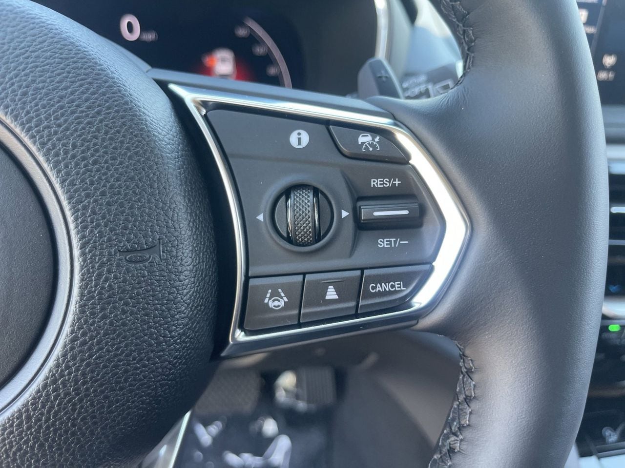 New 2026 Platinum White Pearl Acura SH-AWD Technology Package image 33