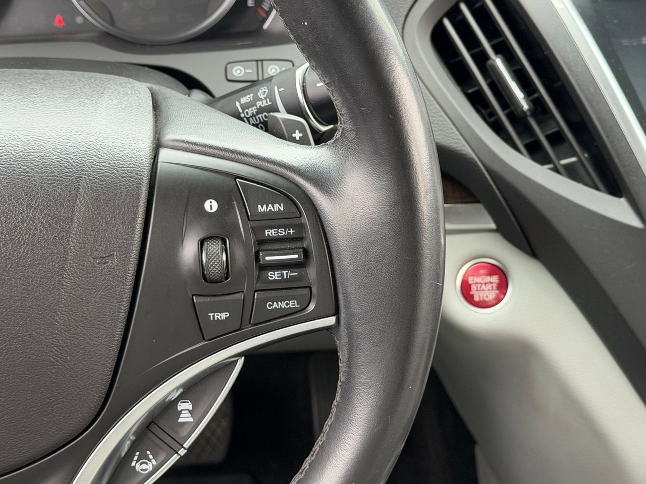 Used 2017 Lunar Silver Metallic Acura 3.5L w/Technology Package image 27