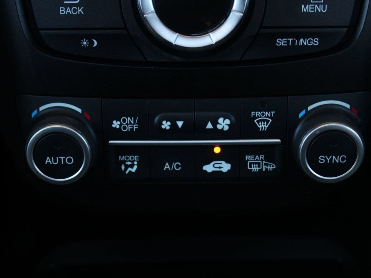 Used 2018 Crystal Black Pearl Acura Technology Package image 28