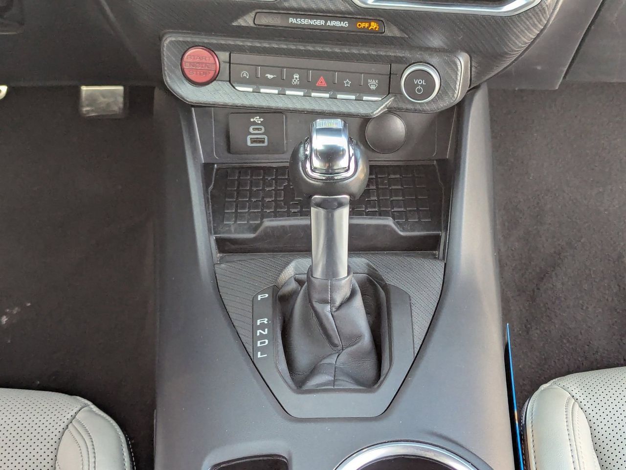 Used 2024 Gray Metallic Ford Ecoboost Premium image 20