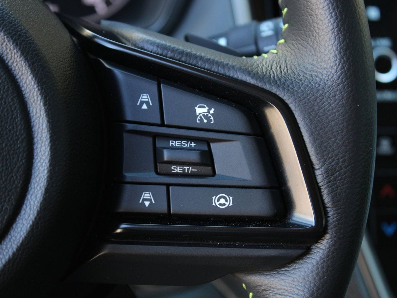 Used 2025 Cosmic Blue Pearl Subaru Onyx Edition image 31