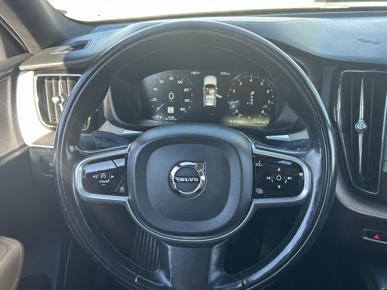 Used 2018 Pine Gray Metallic Volvo T6 Inscription image 25