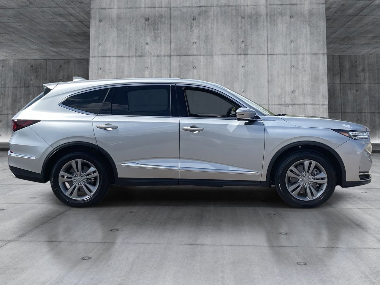 New 2026 Solar Silver Metallic Acura FWD image 7