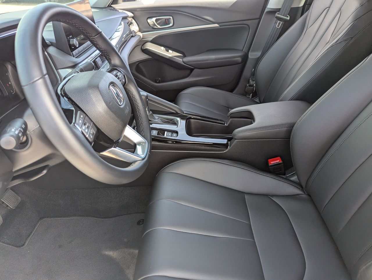 Certified Used 2025 Platinum White Pearl Acura Premium image 29