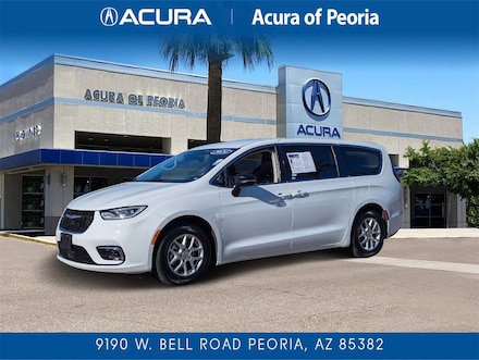 2024 Chrysler Pacifica Touring L Van Passenger Van