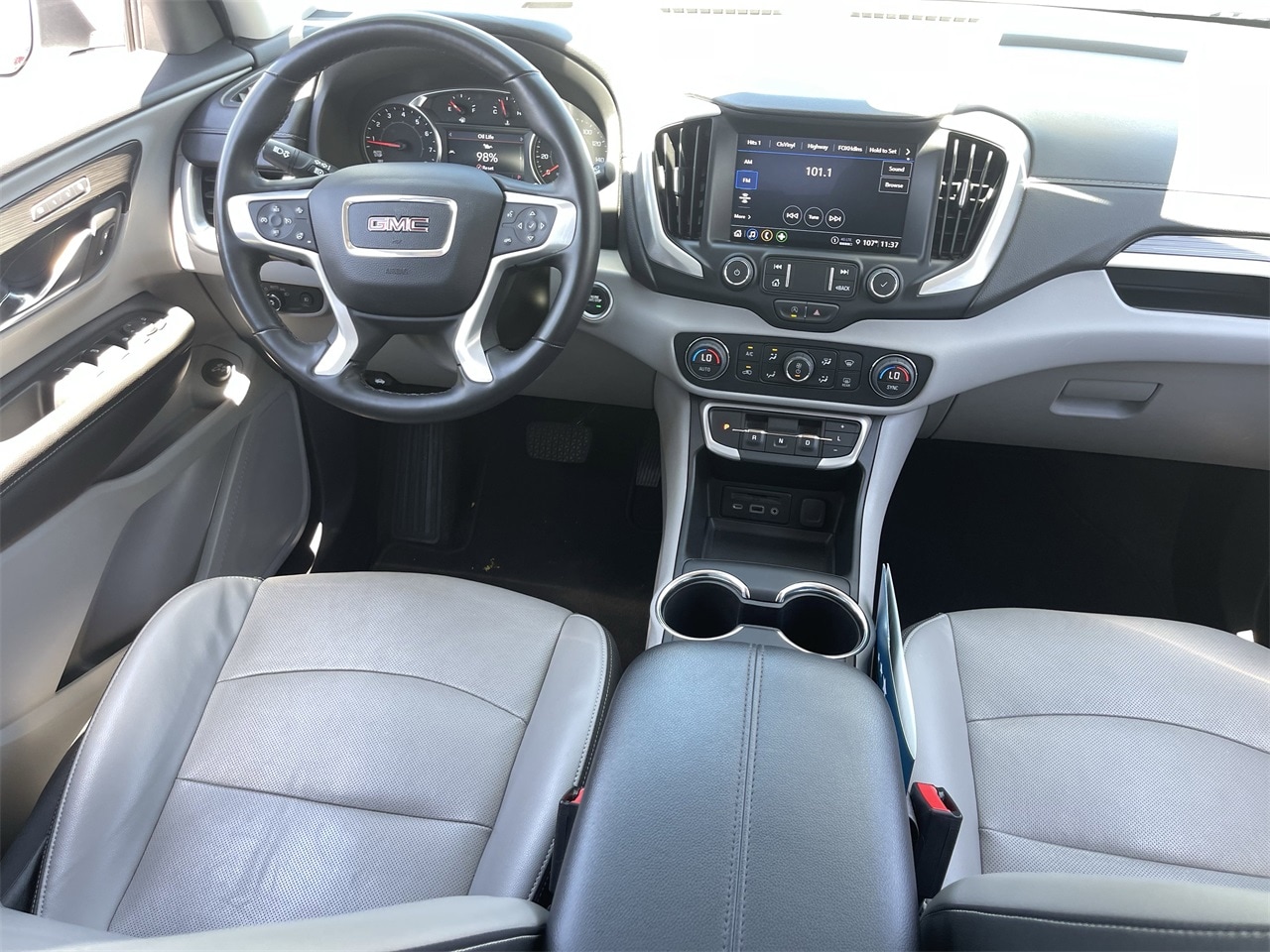 Image 16 of 2024 GMC Terrain