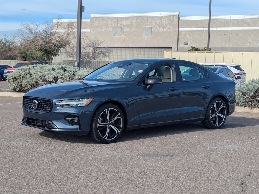 Used 2024 Volvo S60 B5 Plus Dark Theme Sedan