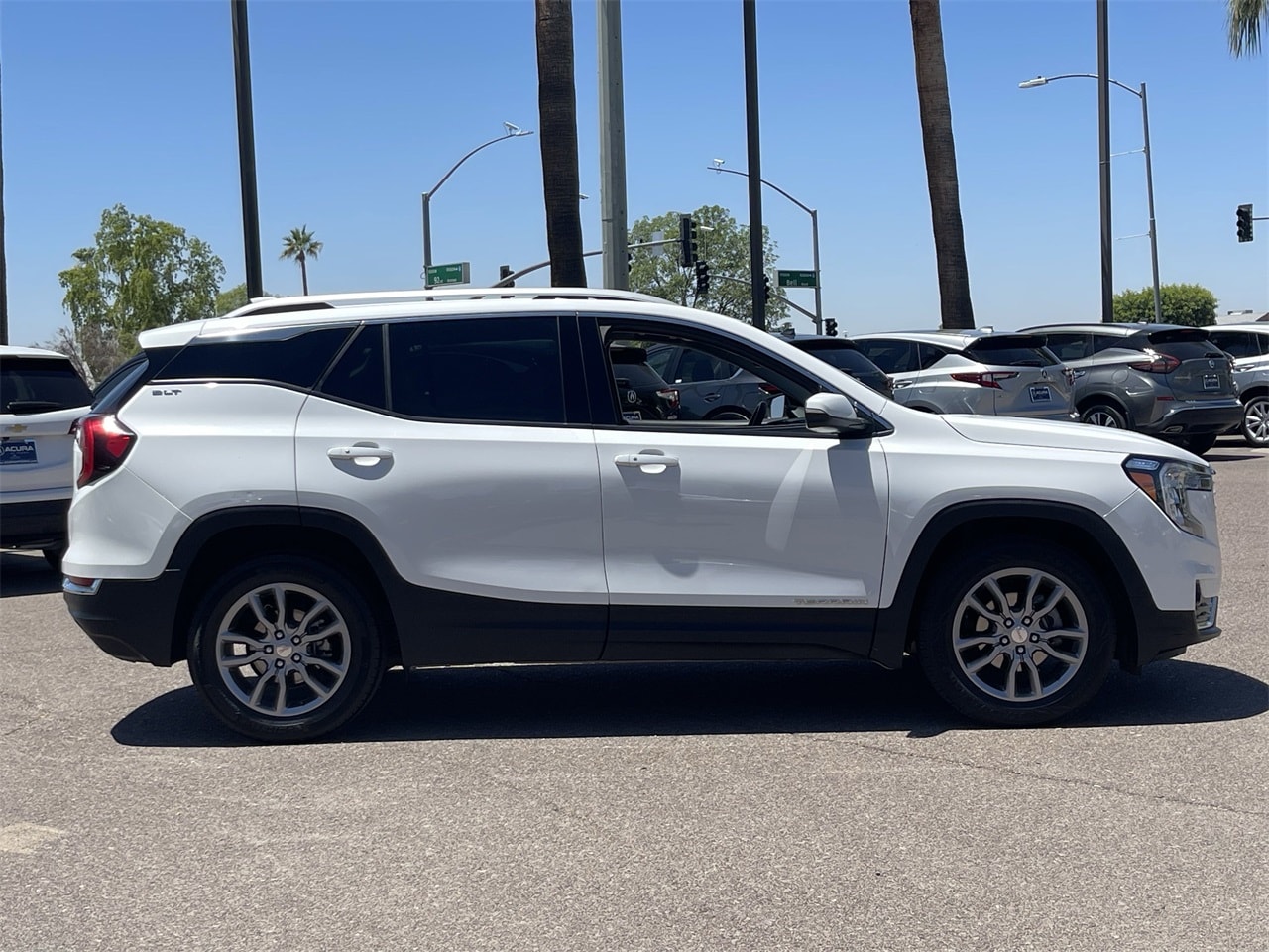 Image 6 of 2024 GMC Terrain