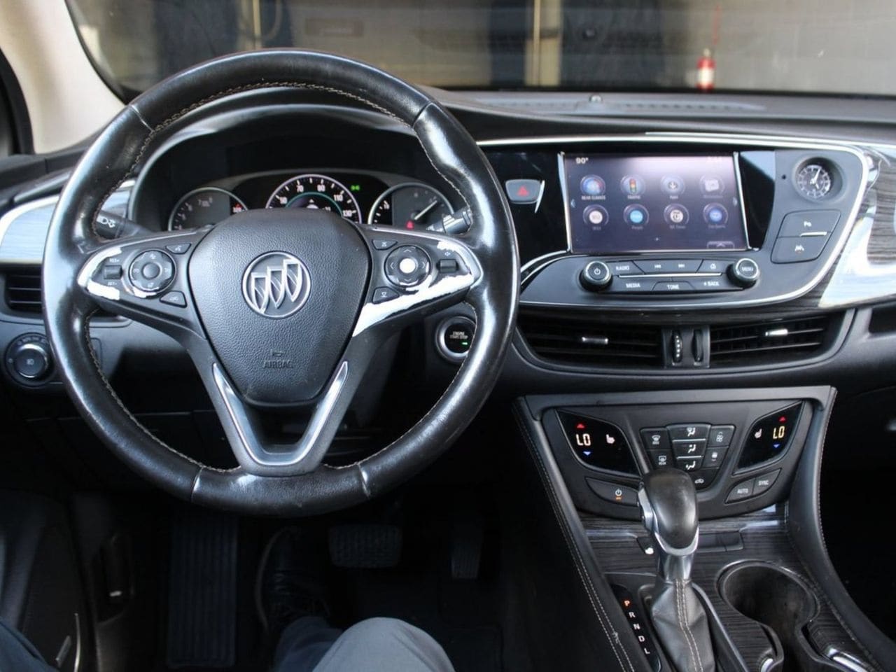 Used 2018 Ebony Twilight Metallic Buick Premium I image 31