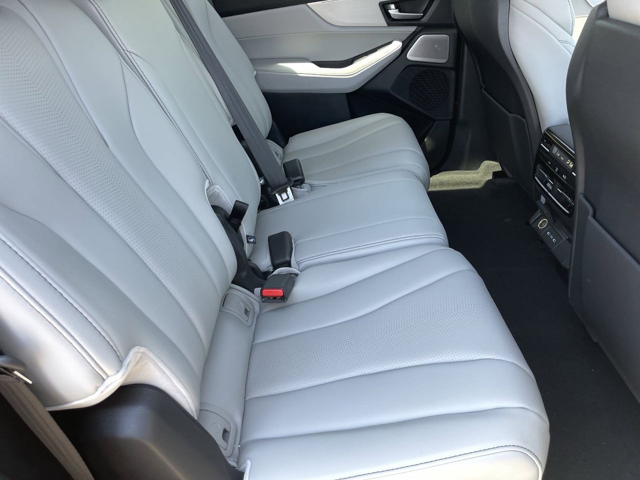 New 2026 Solar Silver Metallic Acura FWD Technology Package image 15