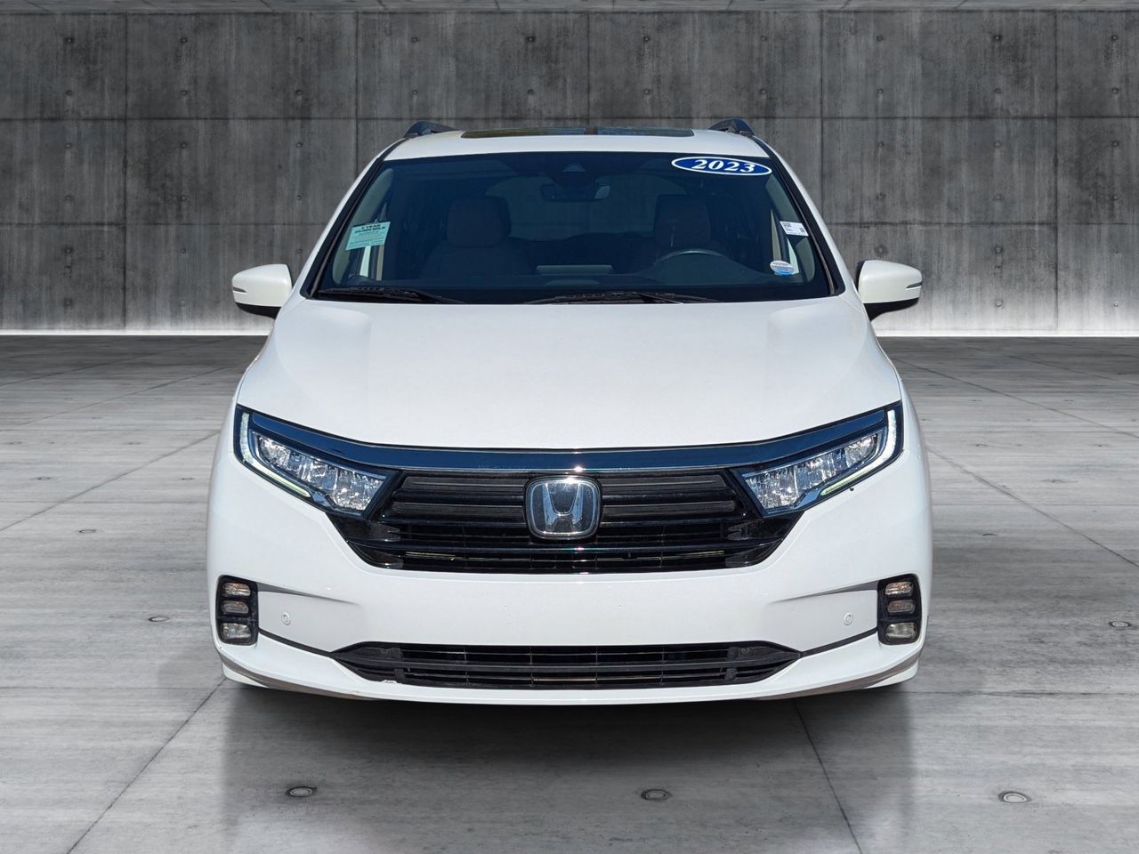 Used 2023 Platinum White Pearl Honda Touring image 8