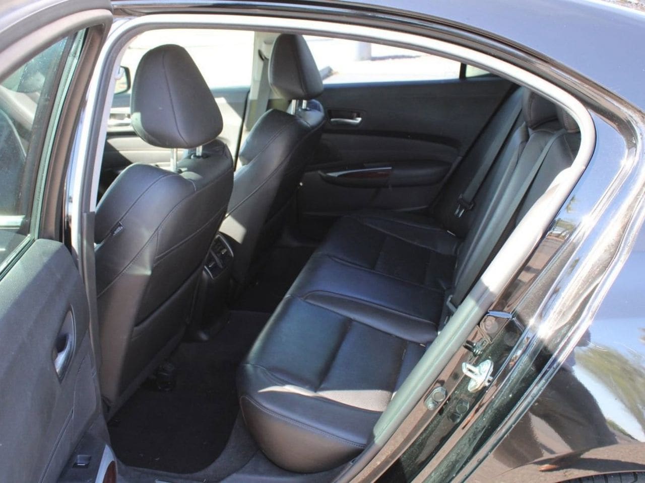 Used 2015 Crystal Black Pearl Acura Tech w/Technology Package image 10