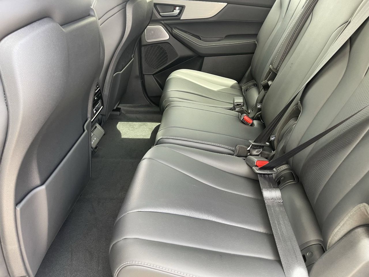 New 2026 Platinum White Pearl Acura SH-AWD Technology Package image 20