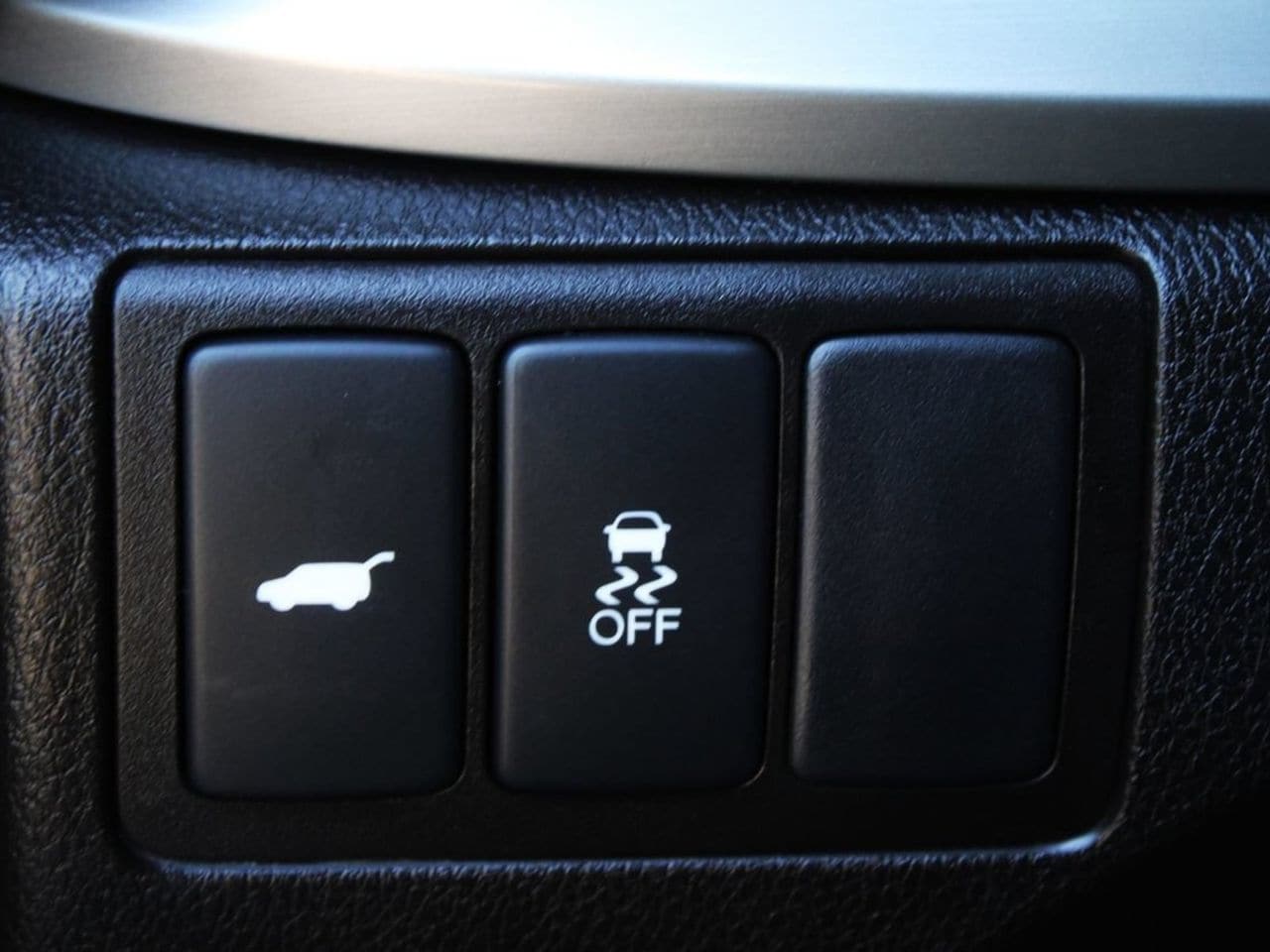 Used 2018 Crystal Black Pearl Acura Technology Package image 32