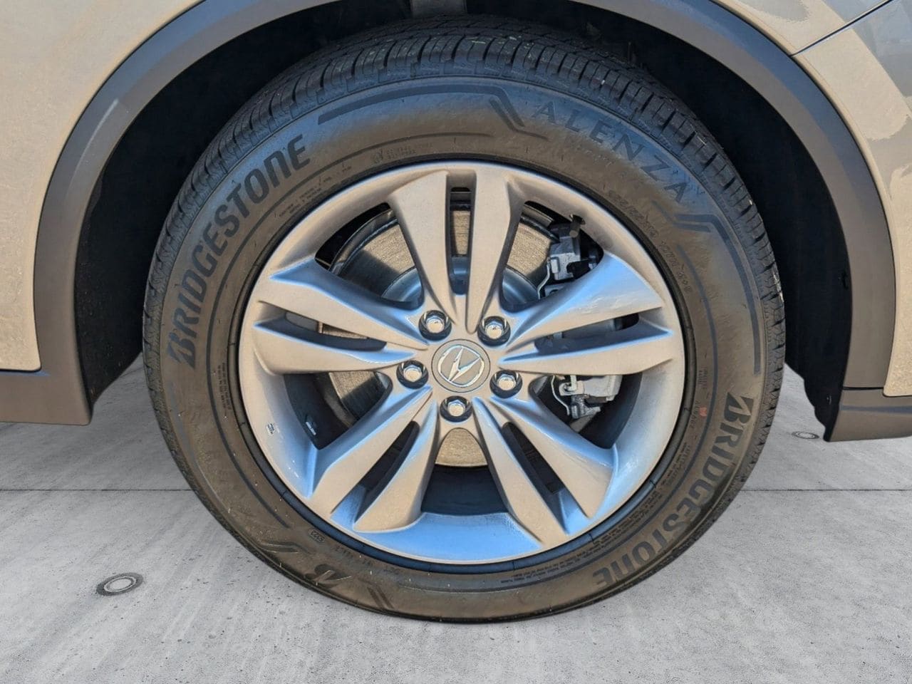 New 2026 Platinum White Pearl Acura SH-AWD image 9