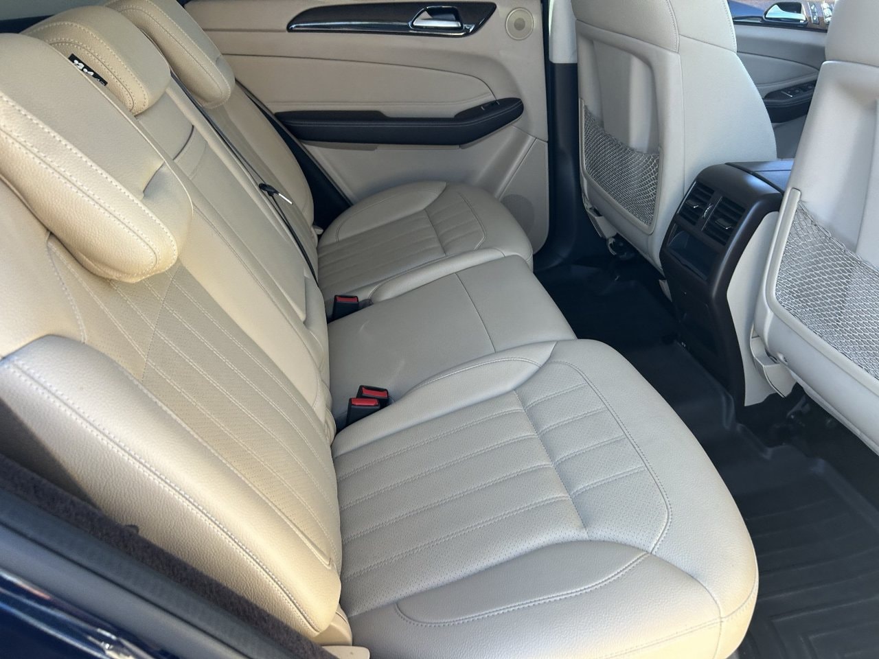 Used 2018 Lunar Blue Metallic Mercedes-Benz GLE 350 4maticÂ® image 15