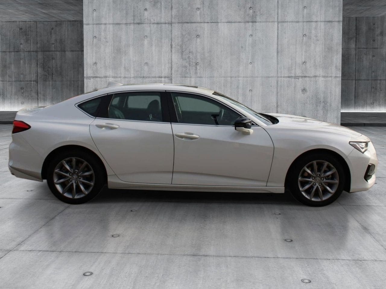 Certified Used 2023 Platinum White Pearl Acura Premium Base image 6