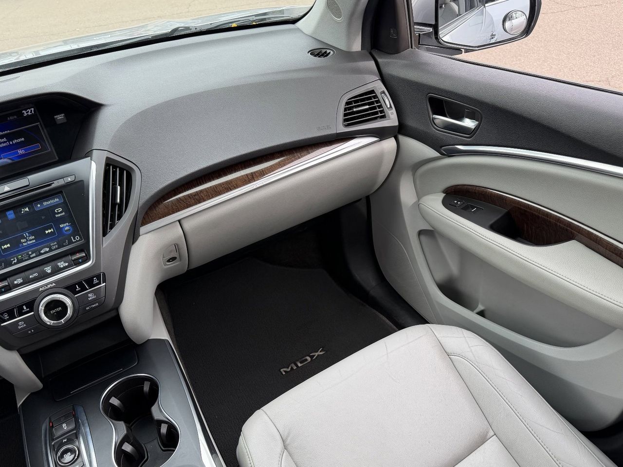 Used 2017 Lunar Silver Metallic Acura 3.5L w/Technology Package image 20