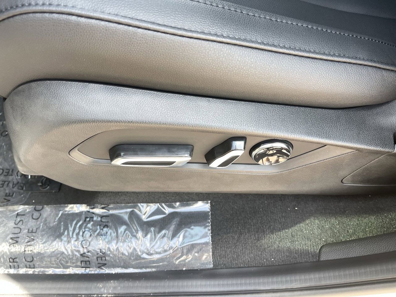 New 2026 Solar Silver Metallic Acura FWD image 24