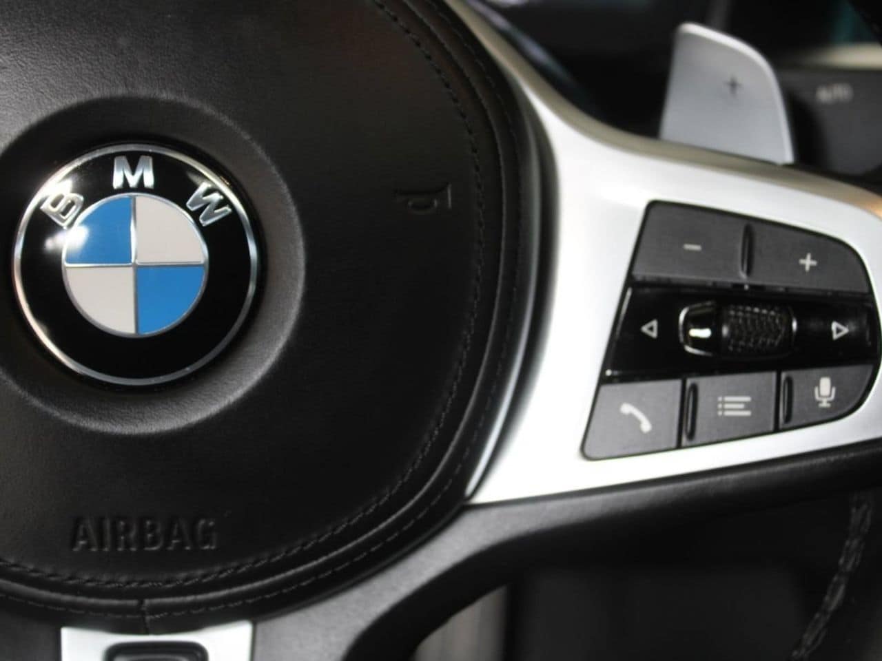 Used 2023 Alpine White BMW M440i image 34