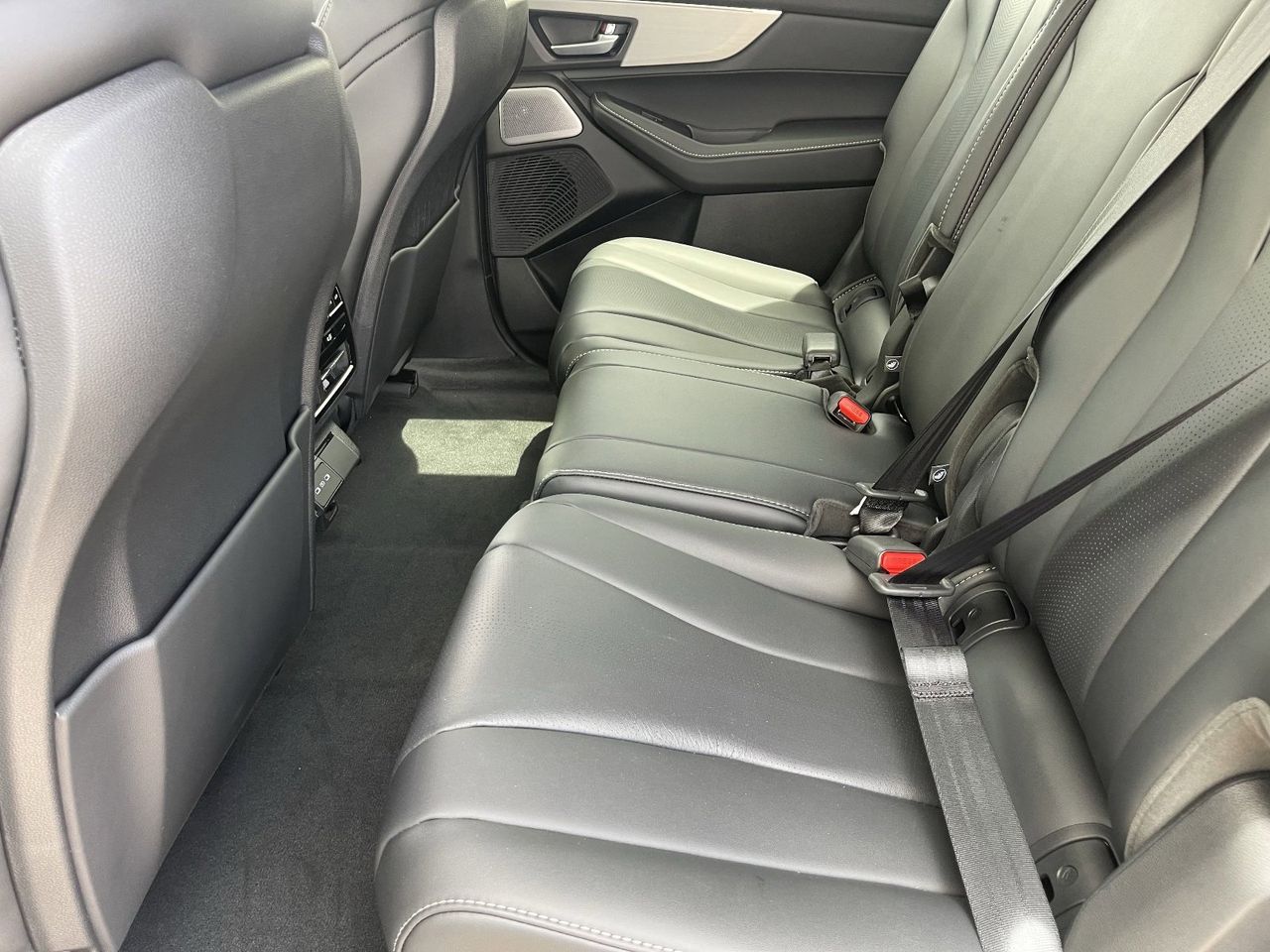 New 2026 Platinum White Pearl Acura SH-AWD Technology Package image 20