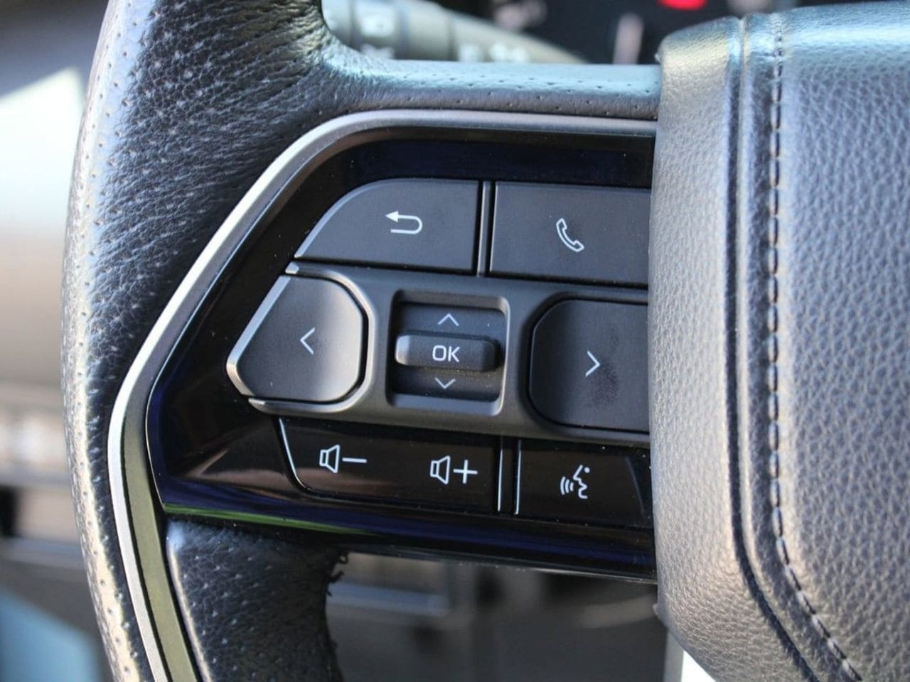 Used 2023 Lunar Rock Toyota Limited image 28