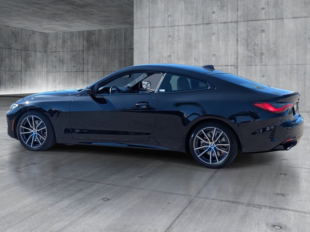 Used 2022 Black Sapphire Metallic BMW 430i image 3