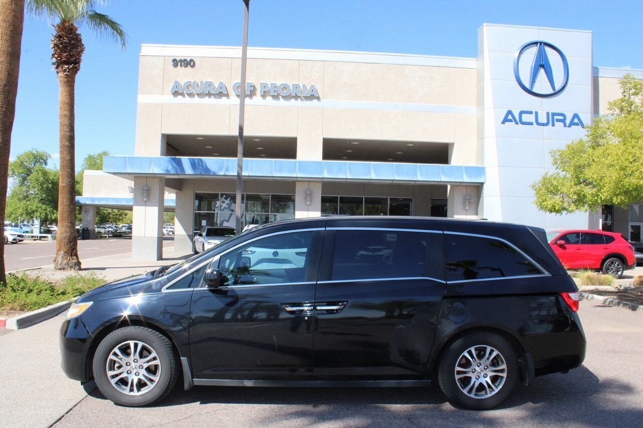 2013 Honda Odyssey EX-L photo 2