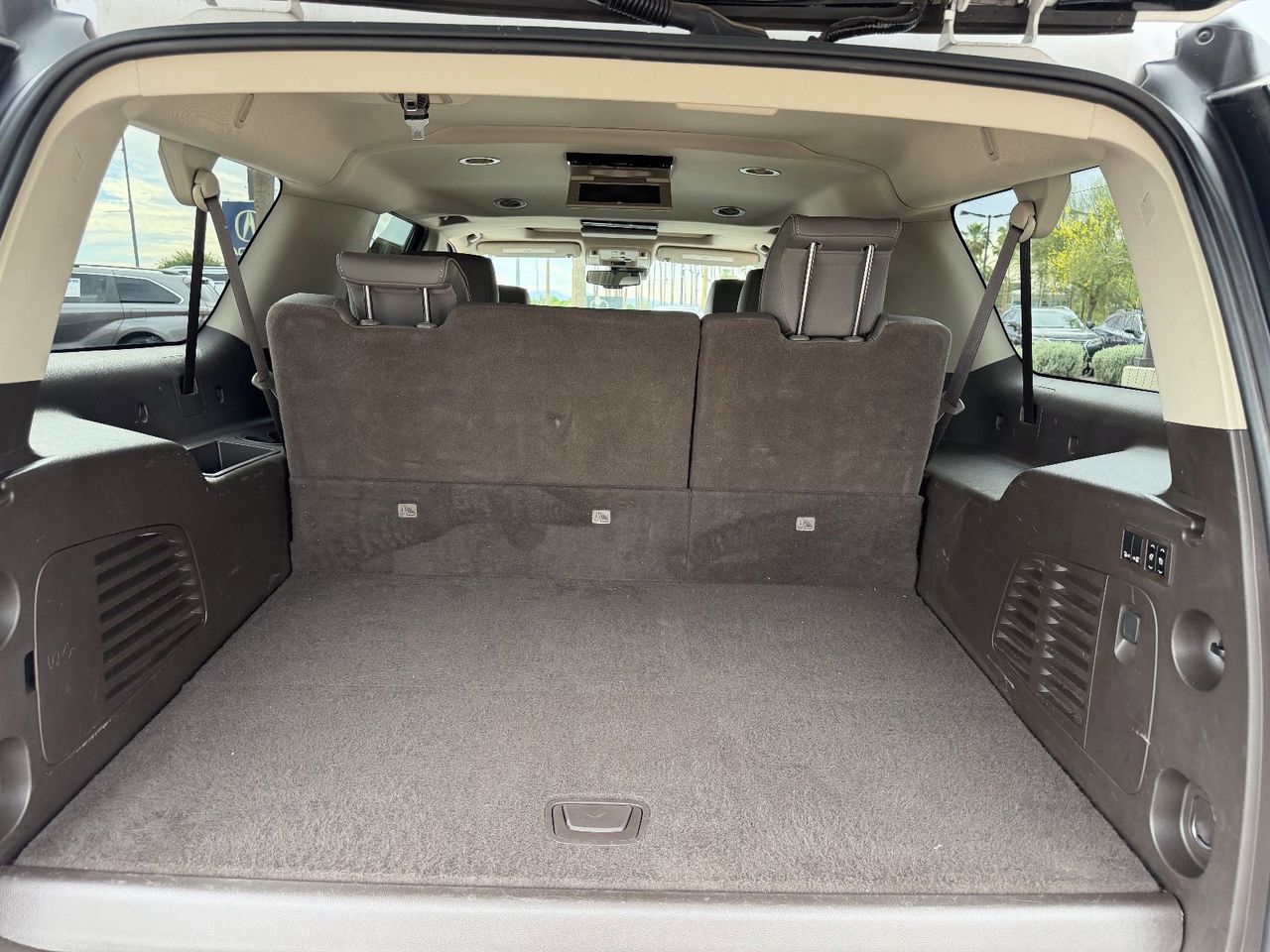 Used 2019 White Frost Tricoat GMC Denali image 10