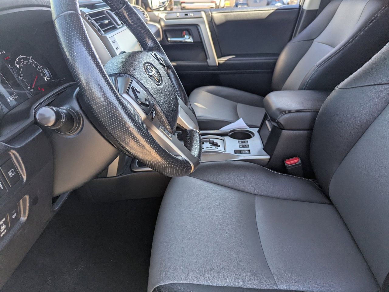 Used 2023 Magnetic Gray Metallic Toyota SR5 Premium image 27