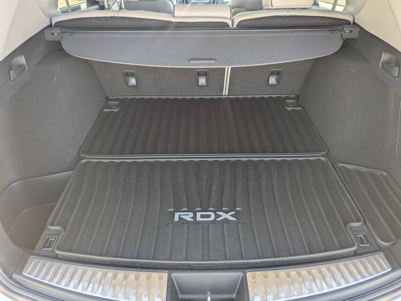 Used 2019 Lunar Silver Metallic Acura Advance Package image 10