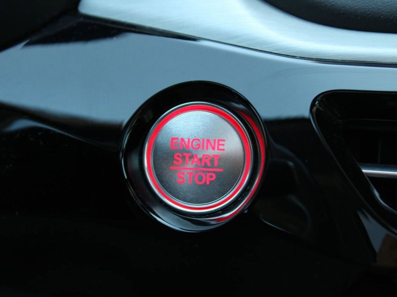 Used 2023 Lunar Silver Metallic Acura Technology image 31