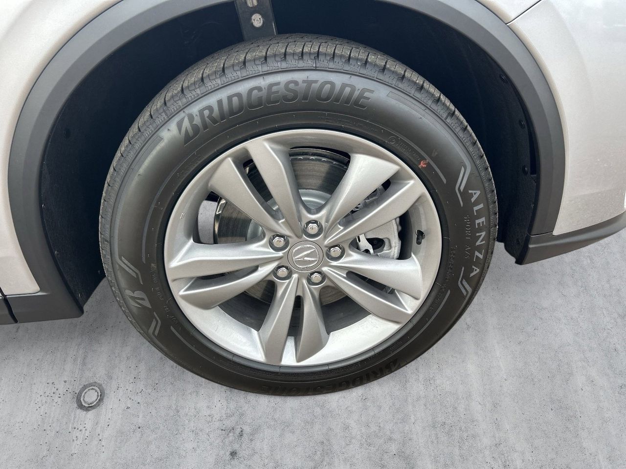 New 2026 Solar Silver Metallic Acura SH-AWD image 9