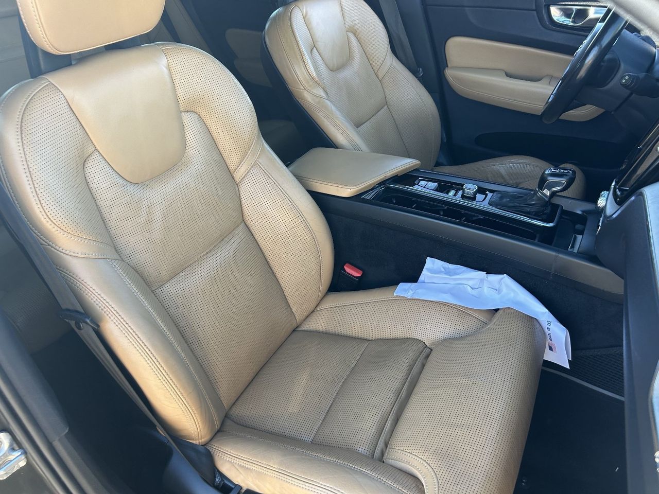 Used 2018 Pine Gray Metallic Volvo T6 Inscription image 12
