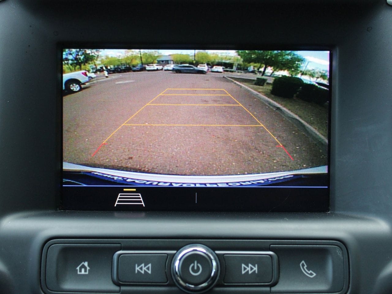 Used 2020 Summit White GMC SLE image 17