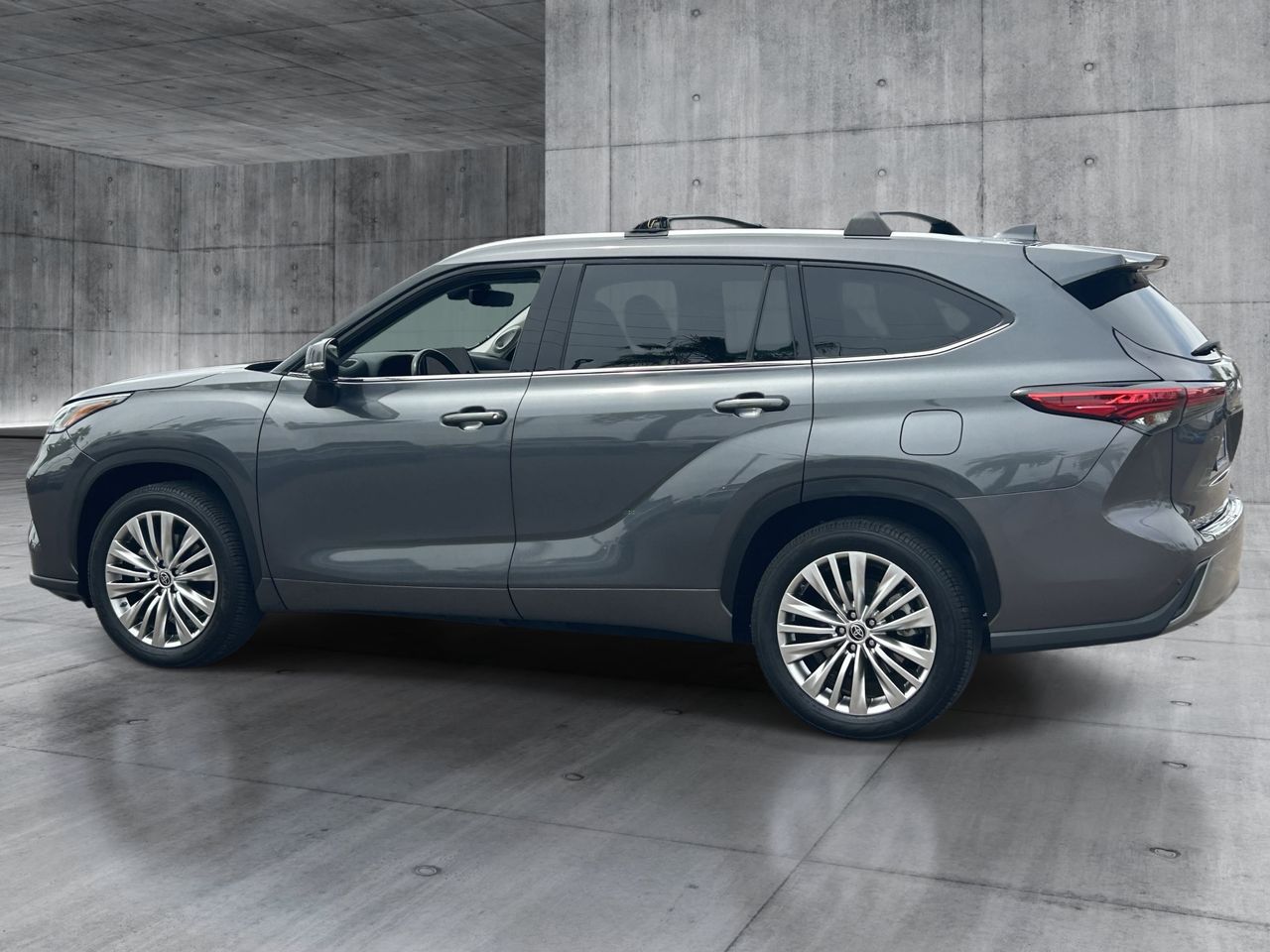 Used 2023 Magnetic Gray Metallic Toyota Platinum image 3