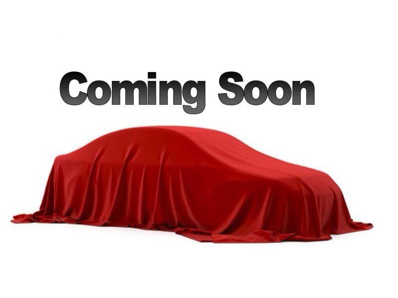 Used 2013 Super White Toyota LE image 6