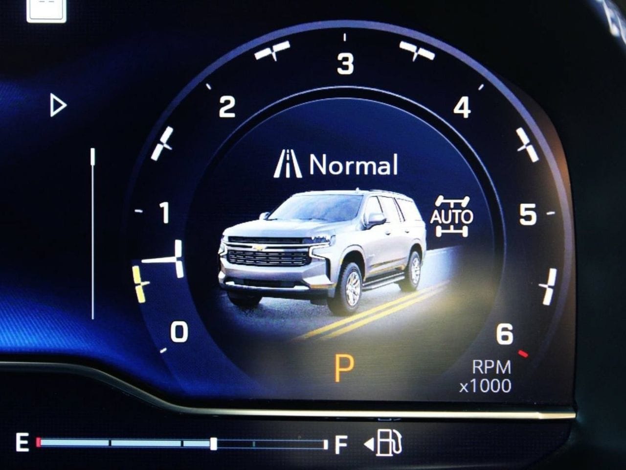 Used 2022 Iridescent Pearl Tricoat Chevrolet Z71 image 35