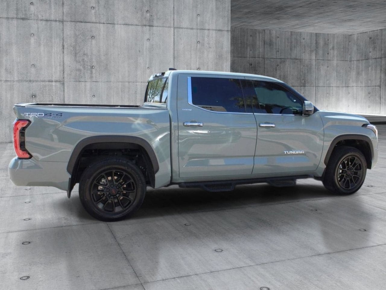 Used 2023 Lunar Rock Toyota Limited image 7