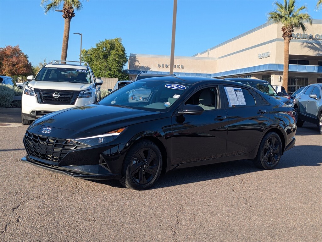 Used 2023 Hyundai Elantra SEL Sedan